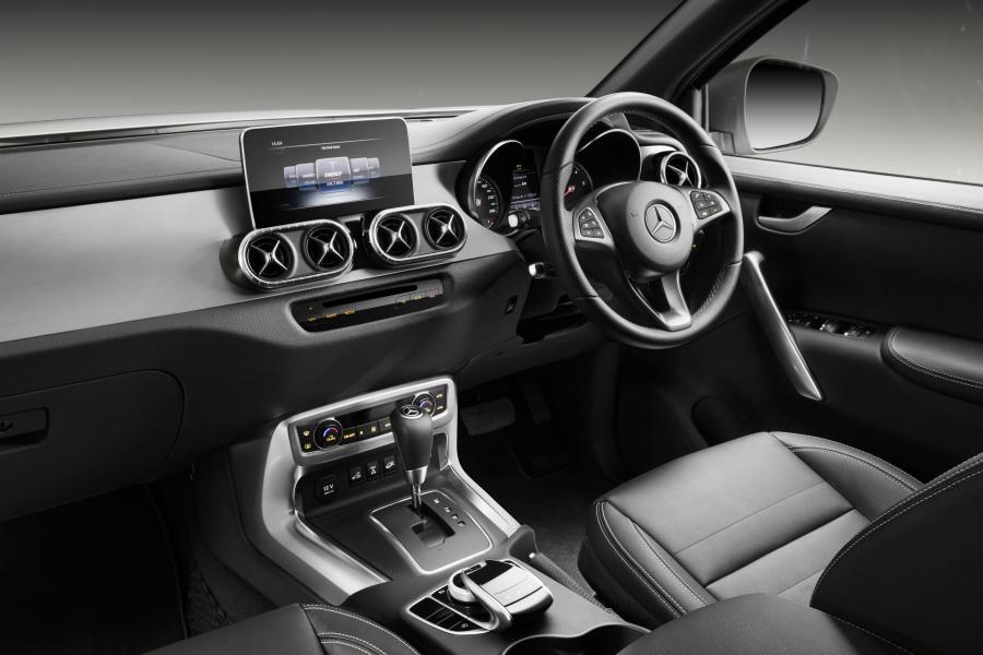 Торпедо Mercedes-Benz X-Class Progressive (Br.470) 2017 года  (WW) (фото 48 из 48)